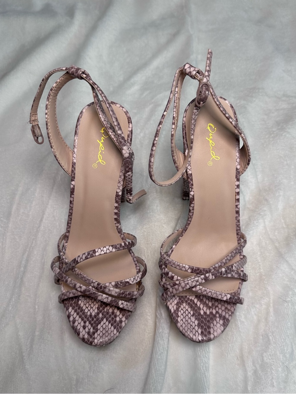 Qupid heels